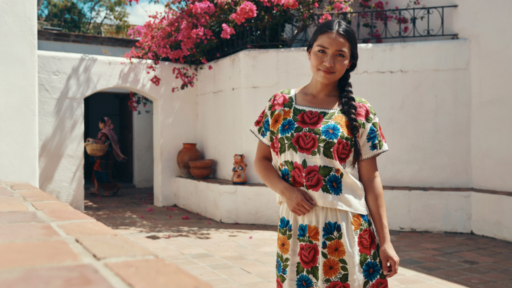 Beautiful Mexican women, Mexican beauty secrets, Diverse Mexican culture, Traditional Mexican attire, Modern Mexican women achievements, Mexican Golden Age cinema icons, Tepezcohuite skincare benefits, Famous Mexican female leaders, Latina empowerment and values, Mexican regional fashion diversity, Focus Keyword:beautiful mexican women